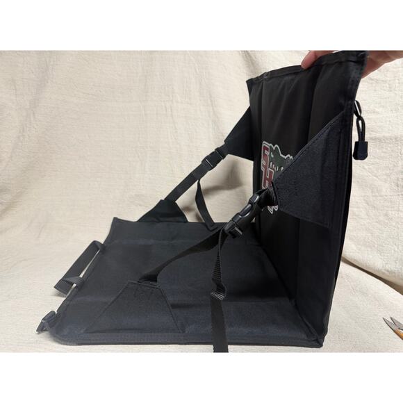 Sacred Heart Prep SHP Stadium Seat Cushion Chair Portable Bleacher Backrest - Picture 4 of 7